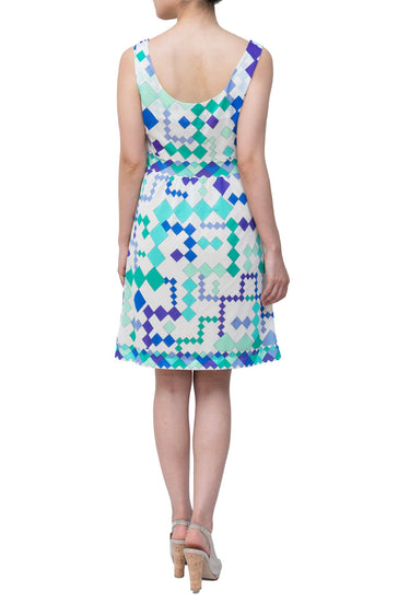 Emilio Pucci（エミリオ プッチ）のミニドレス結婚式やパーティーにぴったりのレンタルアイテム。