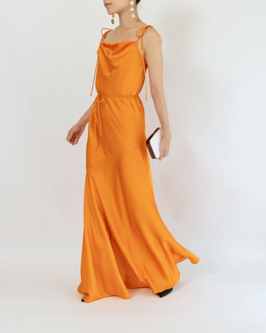 Fame and Partners（フェイム アンド パートナーズ）のロングドレス結婚式やパーティーにぴったりのレンタルアイテム。