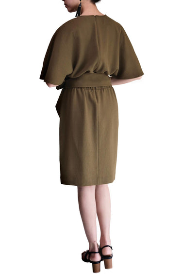 Ganni（ガニー）のひざ丈ドレス結婚式やパーティーにぴったりのレンタルアイテム。