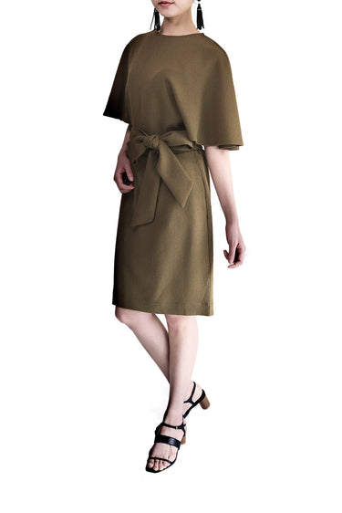 Ganni（ガニー）のひざ丈ドレス結婚式やパーティーにぴったりのレンタルアイテム。