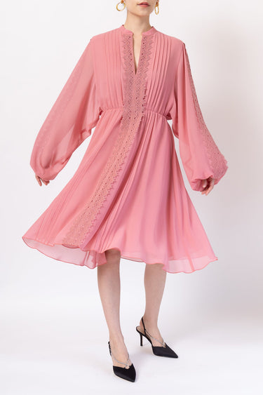 Giamba（ジャンバ）のミディドレス結婚式やパーティーにぴったりのレンタルアイテム。