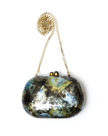 Grace Continental（グレース コンチネンタル）のクラッチ結婚式やパーティーにぴったりのレンタルアイテム。