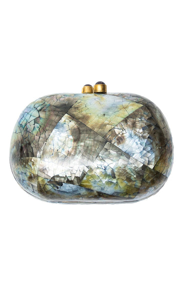 Grace Continental（グレース コンチネンタル）のクラッチ結婚式やパーティーにぴったりのレンタルアイテム。