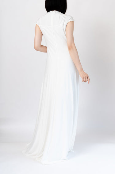 Halston（ホルストン）のロングドレス結婚式やパーティーにぴったりのレンタルアイテム。