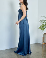 Bcbgmaxazria（ビーシービージーマックスアズリア）のロングドレス結婚式やパーティーにぴったりのレンタルアイテム。