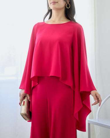 Black Halo（ブラック ヘイロー）のパンツセットアップ結婚式やパーティーにぴったりのレンタルアイテム。