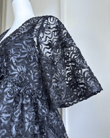 Ganni（ガニー）のミディドレス結婚式やパーティーにぴったりのレンタルアイテム。