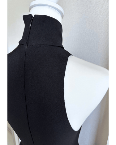 Solace London（ソレイス ロンドン）のロングドレス結婚式やパーティーにぴったりのレンタルアイテム。