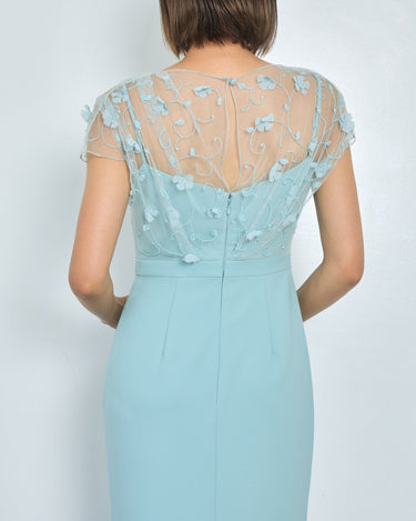 Theia（セイア）のロングドレス結婚式やパーティーにぴったりのレンタルアイテム。