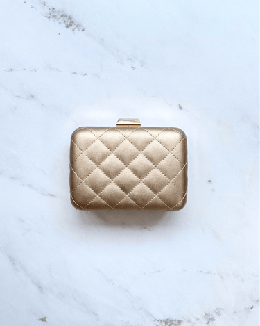 LIU•JO（リュー ジョー）のクラッチ結婚式やパーティーにぴったりのレンタルアイテム。