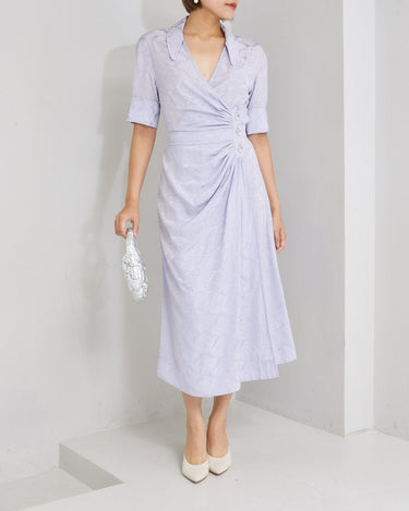 Ganni（ガニー）のミディドレス結婚式やパーティーにぴったりのレンタルアイテム。