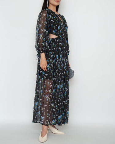 Maje（マージュ）のロングドレス結婚式やパーティーにぴったりのレンタルアイテム。