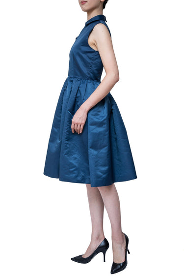 Marc by Marc Jacobs（マーク バイ マーク ジェイコブス）のひざ丈ドレス結婚式やパーティーにぴったりのレンタルアイテム。