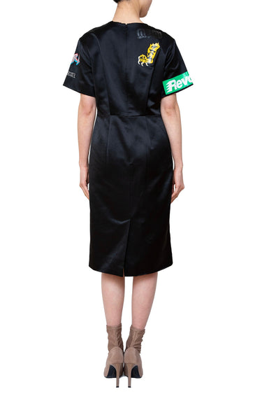 Marc by Marc Jacobs（マーク バイ マーク ジェイコブス）のひざ丈ドレス結婚式やパーティーにぴったりのレンタルアイテム。