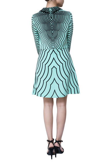 Marc by Marc Jacobs（マーク バイ マーク ジェイコブス）のひざ丈ドレス結婚式やパーティーにぴったりのレンタルアイテム。