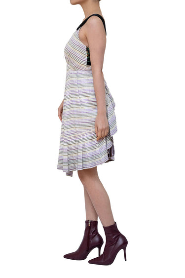 Marc Jacobs（マークジェイコブス）のひざ丈ドレス結婚式やパーティーにぴったりのレンタルアイテム。