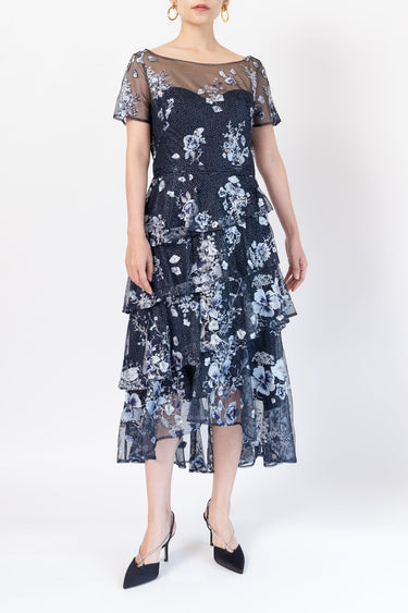 Marchesa Notte（マルケッサ ノッテ）のミディドレス結婚式やパーティーにぴったりのレンタルアイテム。