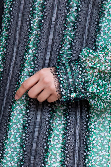 Mikael Aghal（ミカエル アグハール）のひざ丈ドレス結婚式やパーティーにぴったりのレンタルアイテム。