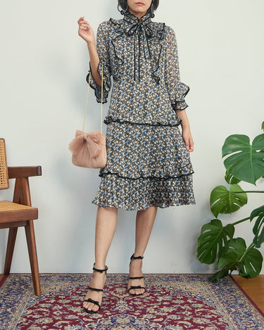 Mikael Aghal（ミカエル アグハール）のミディドレス結婚式やパーティーにぴったりのレンタルアイテム。