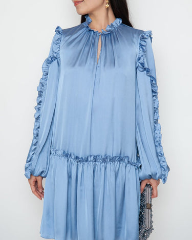 ML Monique Lhuillier（エムエル モニーク ルイリエ）のひざ丈ドレス結婚式やパーティーにぴったりのレンタルアイテム。