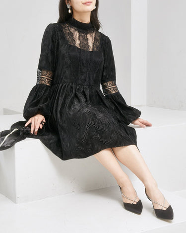 Ganni（ガニー）のミニドレス結婚式やパーティーにぴったりのレンタルアイテム。