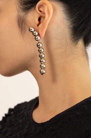 MM6 Maison Margiela（エムエムシックス メゾン マルジェラ）のピアス結婚式やパーティーにぴったりのレンタルアイテム。