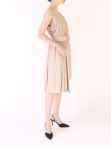 MM6 Maison Margiela（エムエムシックス メゾン マルジェラ）のミディドレス結婚式やパーティーにぴったりのレンタルアイテム。