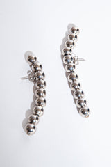 MM6 Maison Margiela（エムエムシックス メゾン マルジェラ）のピアス結婚式やパーティーにぴったりのレンタルアイテム。