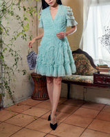 Needle & Thread（ニードル アンド スレッド）のミニドレス結婚式やパーティーにぴったりのレンタルアイテム。