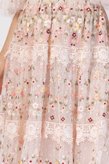 Needle & Thread（ニードル アンド スレッド）のロングドレス結婚式やパーティーにぴったりのレンタルアイテム。