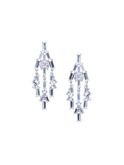 Noir Jewelry（ノワール ジュエリー）のピアス結婚式やパーティーにぴったりのレンタルアイテム。