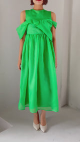 レンタルドレス｜Cecilie Bahnsen（セシリーバンセン）｜グリーン｜ミディ丈｜結婚式お呼ばれ