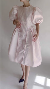 レンタルドレス｜Cecilie Bahnsen（セシリーバンセン）｜ピンク｜パフ袖｜ミディ丈｜結婚式お呼ばれ