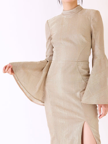 Rebecca Vallance（レベッカ ヴァランス）のミディドレス結婚式やパーティーにぴったりのレンタルアイテム。