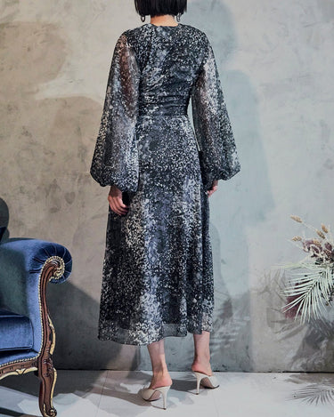 Rotate Birger Christensen（ローテート ビルガー クリステンセン）のミディドレス結婚式やパーティーにぴったりのレンタルアイテム。