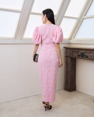 Rotate Birger Christensen（ローテート ビルガー クリステンセン）のドレス結婚式やパーティーにぴったりのレンタルアイテム。