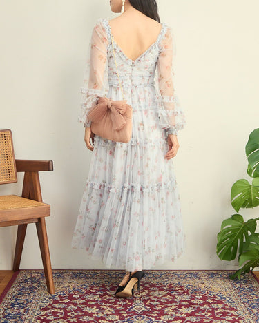 Needle & Thread（ニードル アンド スレッド）のロングドレス結婚式やパーティーにぴったりのレンタルアイテム。