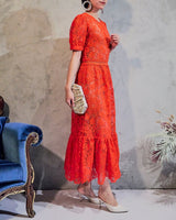 Self - Portrait（セルフ・ポートレート）のミディドレス結婚式やパーティーにぴったりのレンタルアイテム。