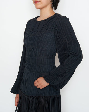 Simkhai（シンカイ）のロングドレス結婚式やパーティーにぴったりのレンタルアイテム。