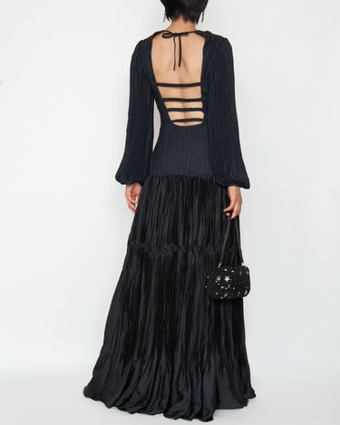 Simkhai（シンカイ）のロングドレス結婚式やパーティーにぴったりのレンタルアイテム。