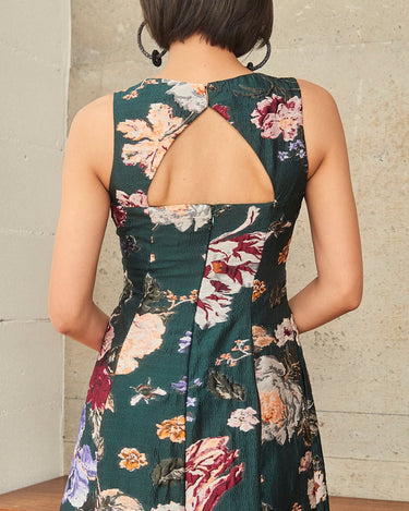 Marchesa Notte（マルケッサ ノッテ）のミディドレス結婚式やパーティーにぴったりのレンタルアイテム。