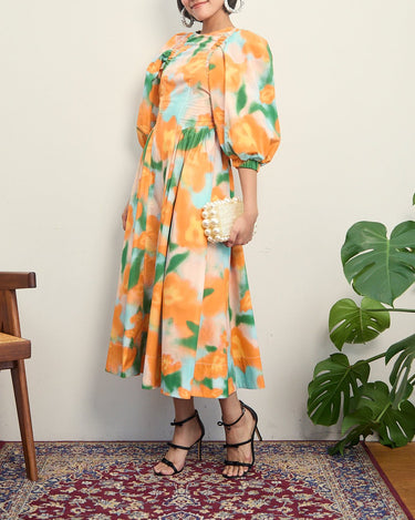 Rejina Pyo（レジーナ ピョウ）のミディドレス結婚式やパーティーにぴったりのレンタルアイテム。