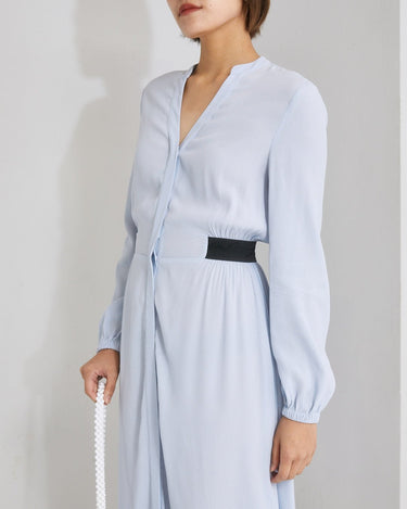 Karl Lagerfeld（カール ラガーフェルド）のミディドレス結婚式やパーティーにぴったりのレンタルアイテム。