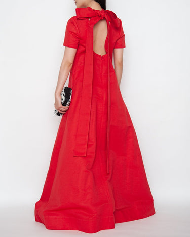 Staud（スタウド）のロングドレス結婚式やパーティーにぴったりのレンタルアイテム。