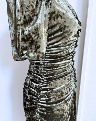 Sea New York（シー ニューヨーク）のミディドレス結婚式やパーティーにぴったりのレンタルアイテム。