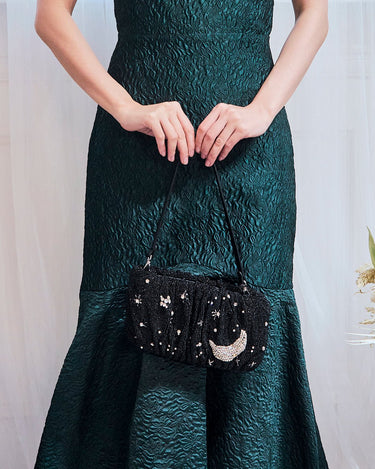 Staud（スタウド）のショルダーバッグ結婚式やパーティーにぴったりのレンタルアイテム。