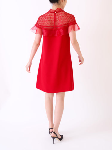 Ted Baker（テッド ベーカー）のひざ丈ドレス結婚式やパーティーにぴったりのレンタルアイテム。