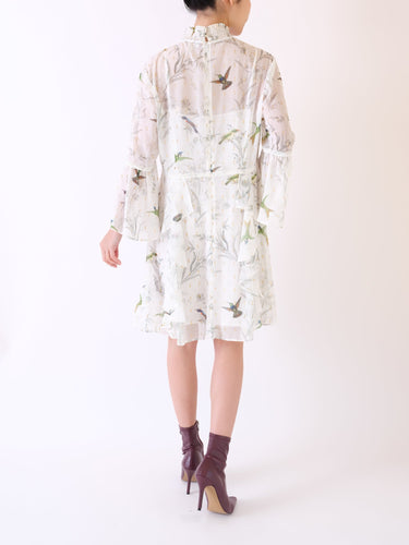 Ted Baker（テッド ベーカー）のひざ丈ドレス結婚式やパーティーにぴったりのレンタルアイテム。