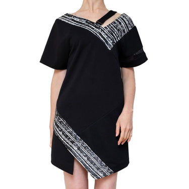 Three Floor（スリー フロア）のひざ丈ドレス結婚式やパーティーにぴったりのレンタルアイテム。