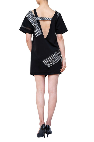 Three Floor（スリー フロア）のひざ丈ドレス結婚式やパーティーにぴったりのレンタルアイテム。